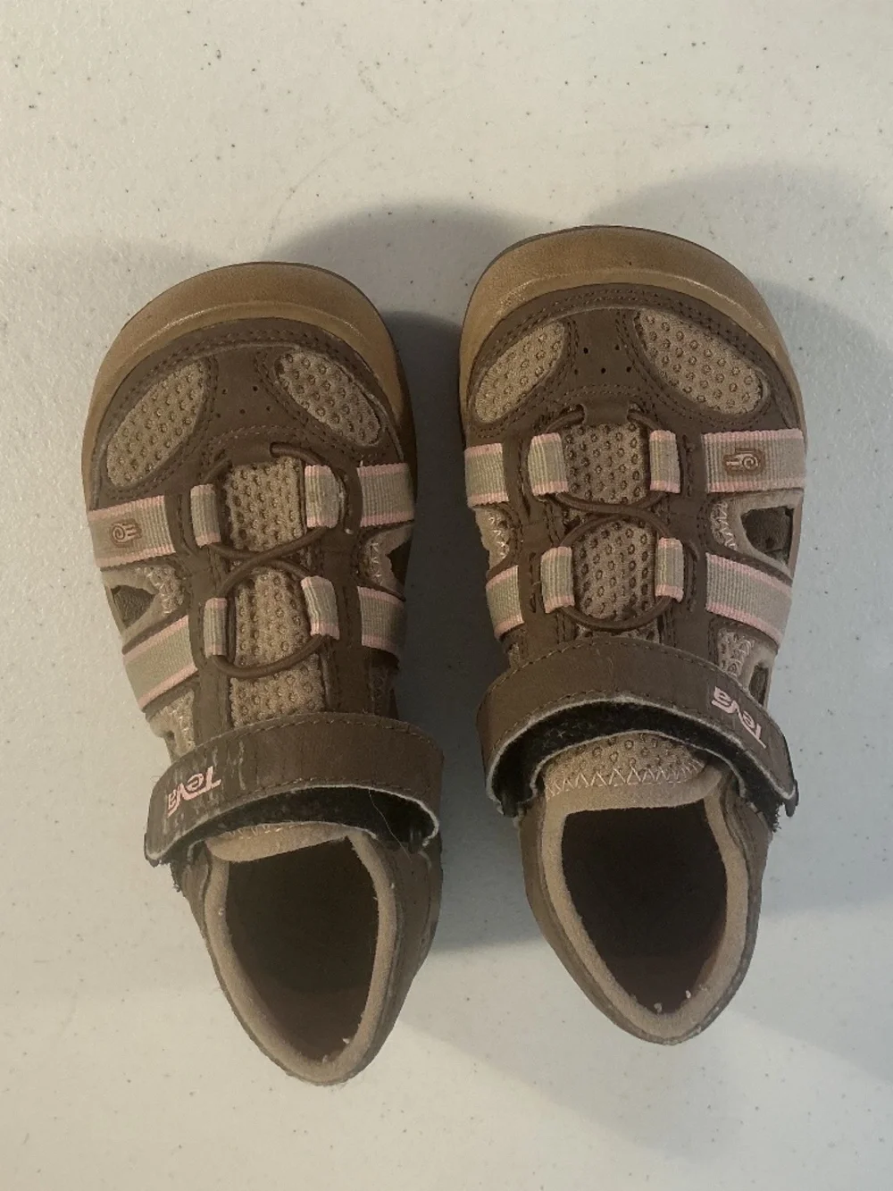 Youth sz 12 TEVA shoes